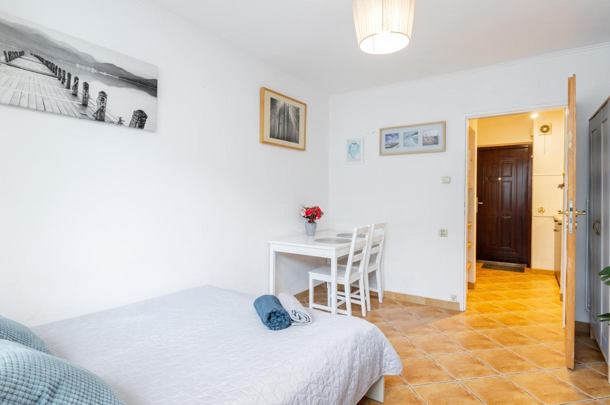 Cinnamon Apartment Metro Swietokrzyska Warschau Exterior foto
